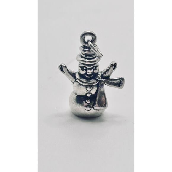 Snowman Sterling Silver Charm weight 6 Grams - Picture 1 of 3
